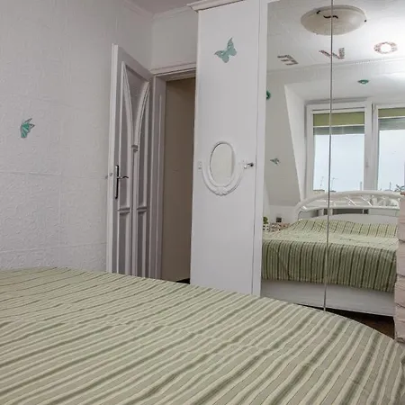 Spacious And Luxurious 2Bd Apartment In The Centre Of Burgas アパート ブルガス