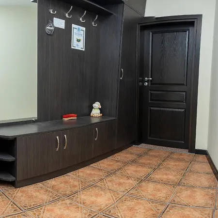 アパート Spacious And Luxurious 2Bd Apartment In The Centre Of Burgas ブルガス